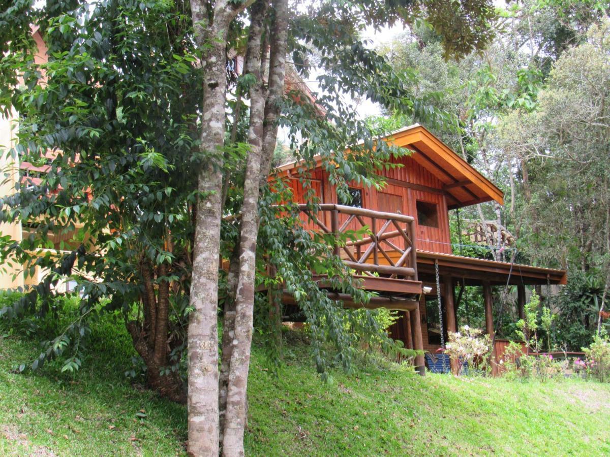 Badenwein Villa Campos do Jordão Buitenkant foto